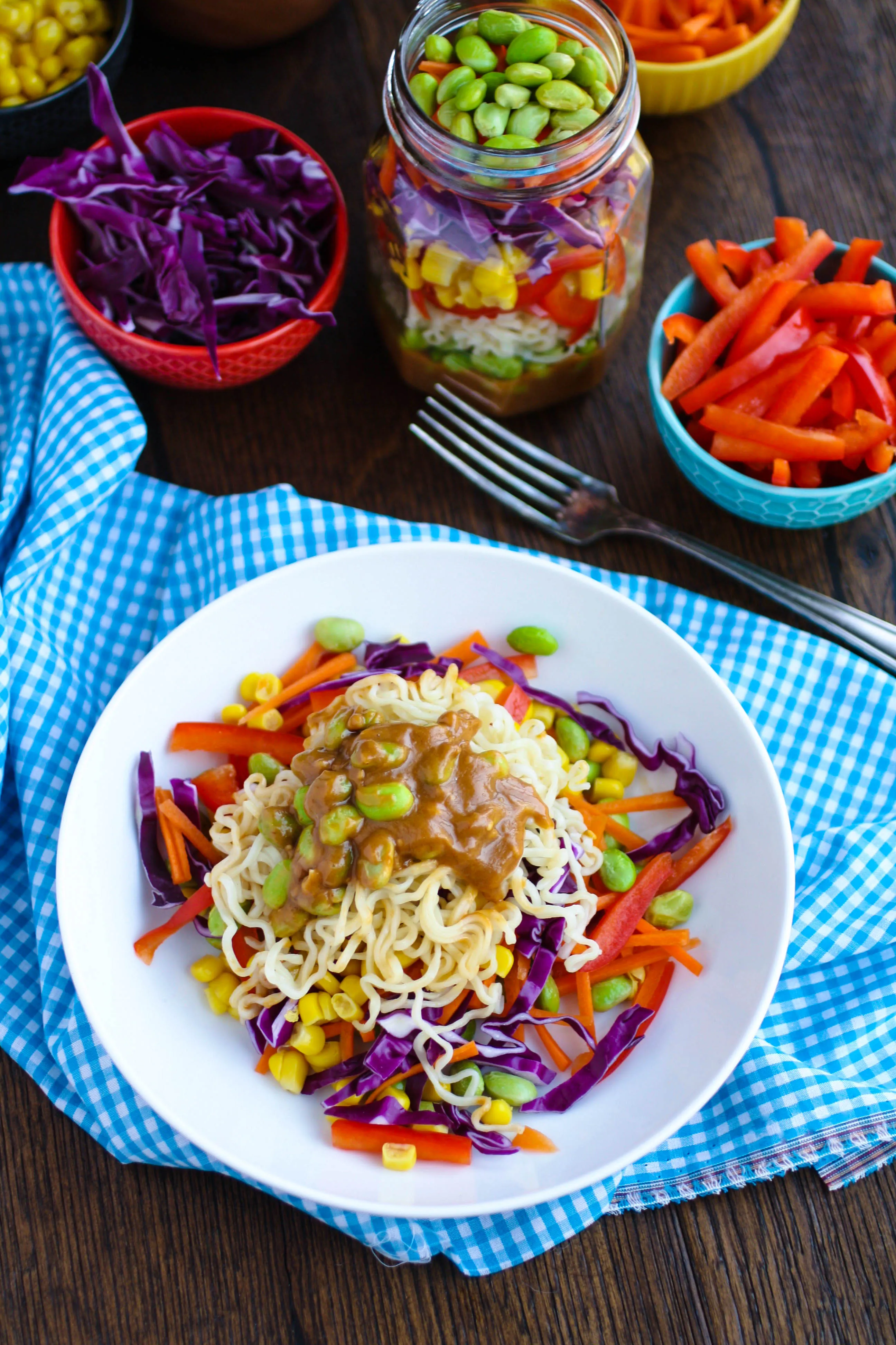 https://www.azgrabaplate.com/wp-content/uploads/Asian-Noodle-Salad-Jar-Spicy-Peanut-Dressing4.jpg.webp
